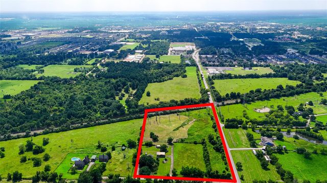 922 Agg Road, Tomball, TX 77375