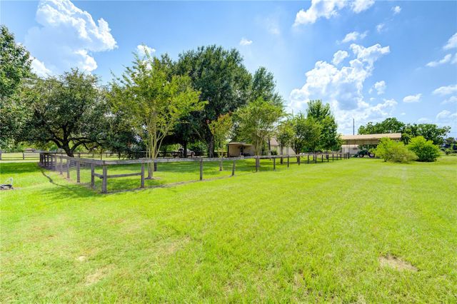 922 Agg Road, Tomball, TX 77375