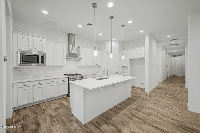 2110 E ORIOLE Drive, Gilbert, AZ 85297