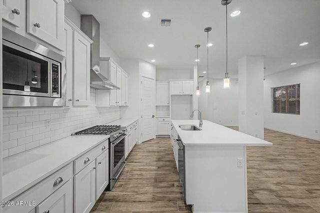 2110 E ORIOLE Drive, Gilbert, AZ 85297
