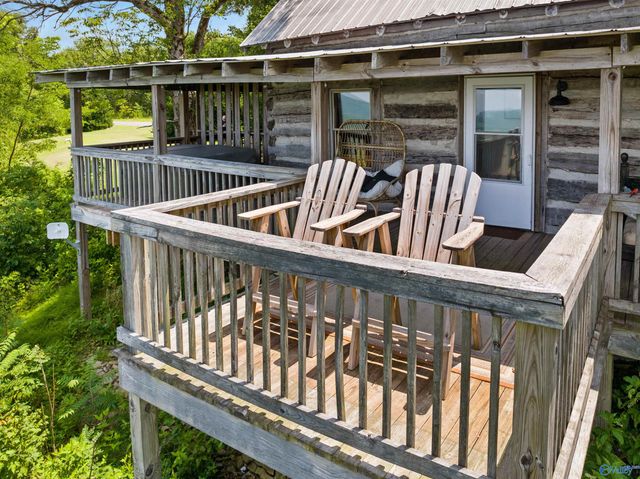 25669 County Road 89, Mentone, AL 35984