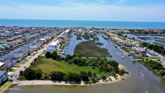 6445 Figure Eight Drive SW, Ocean Isle Beach, NC 28469