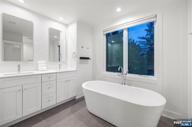 55 Cedar Street, Cresskill, NJ 07626