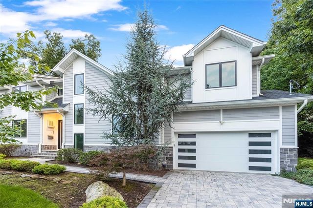 55 Cedar Street, Cresskill, NJ 07626
