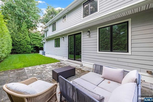 55 Cedar Street, Cresskill, NJ 07626