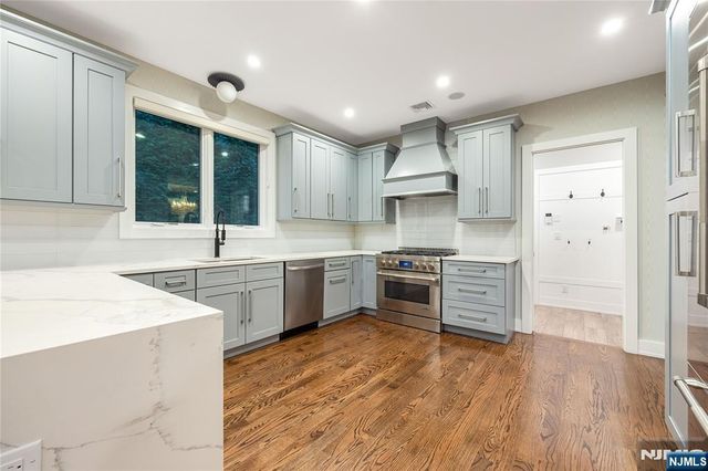 55 Cedar Street, Cresskill, NJ 07626