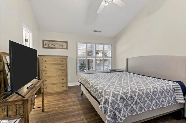 120 S Banyan Court, Taylors, SC 29687