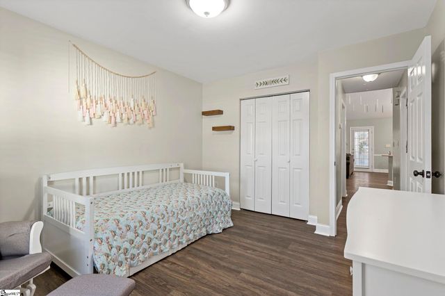 120 S Banyan Court, Taylors, SC 29687