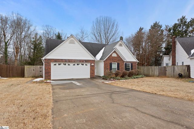 120 S Banyan Court, Taylors, SC 29687