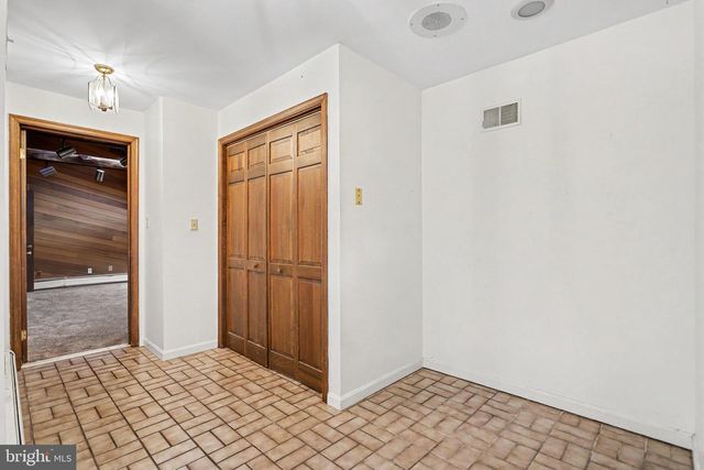 3500 BOARD RD, York, PA 17406