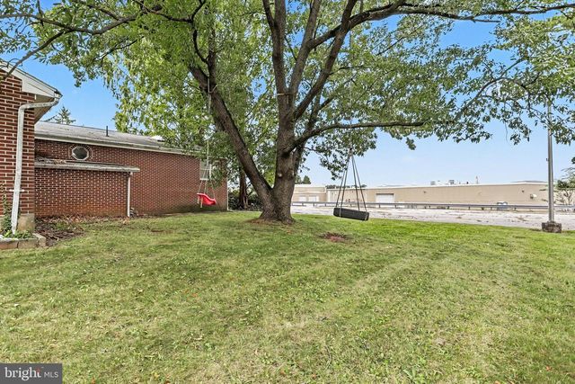 3500 BOARD RD, York, PA 17406