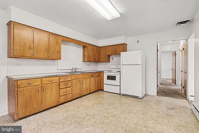 3500 BOARD RD, York, PA 17406