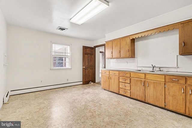 3500 BOARD RD, York, PA 17406