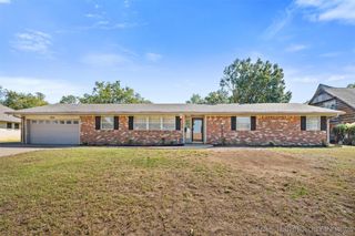 1050 Grandview Drive, Bartlesville, OK 74006