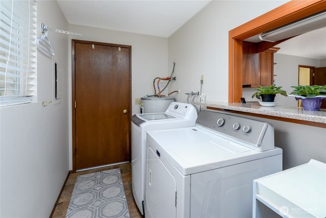 1111 W Alder Court, Sequim, WA 98382