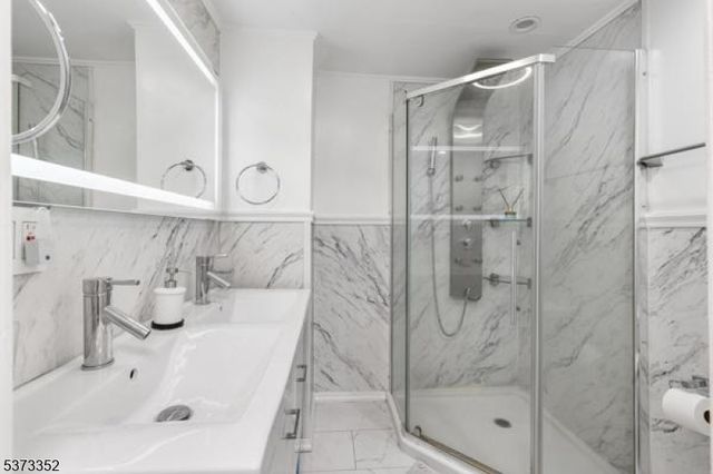 76 Holmes St, Belleville Twp., NJ 07109