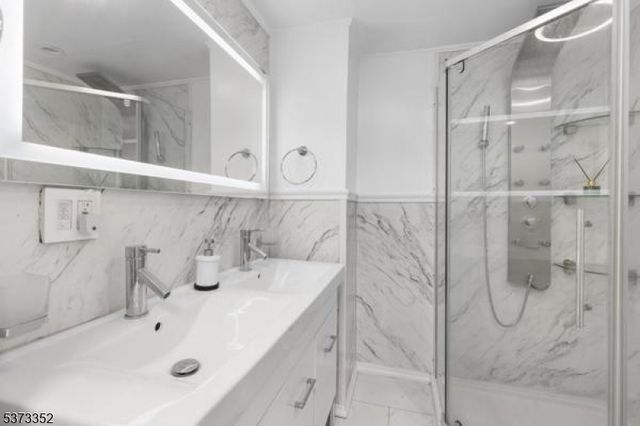 76 Holmes St, Belleville Twp., NJ 07109