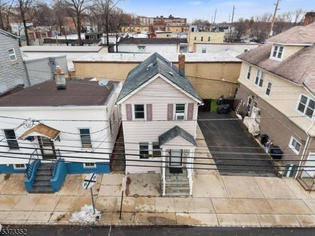 76 Holmes St, Belleville Twp., NJ 07109