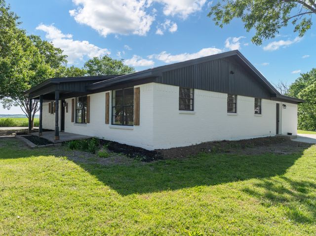 101 Circle Drive, Itasca, TX 76055