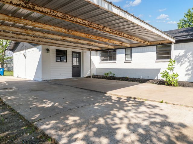 101 Circle Drive, Itasca, TX 76055