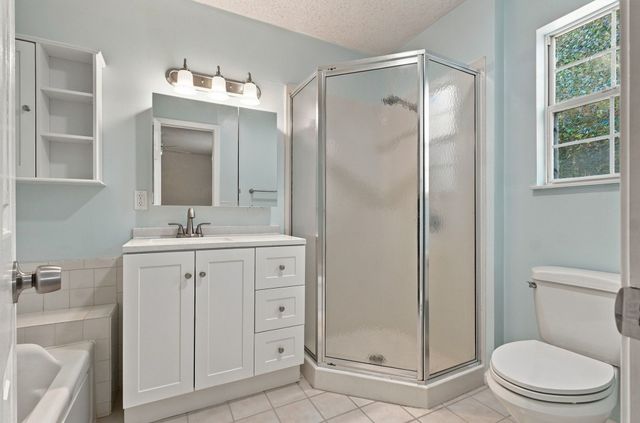 772 Dover Glen Dr, Antioch, TN 37013
