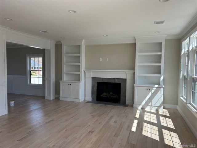 119 Choir Lane, Westbury, NY 11590