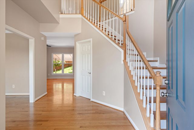 103 Masters Ct, Hendersonville, TN 37075