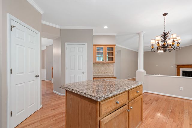 103 Masters Ct, Hendersonville, TN 37075