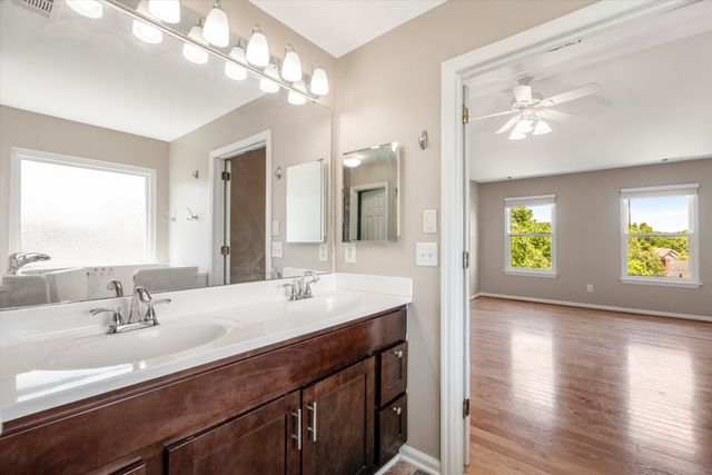 103 Masters Ct, Hendersonville, TN 37075