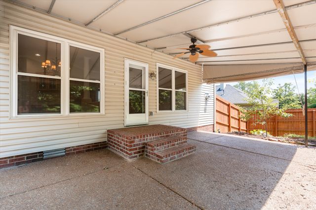 103 Masters Ct, Hendersonville, TN 37075