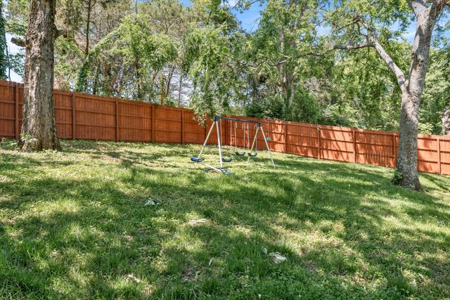 103 Masters Ct, Hendersonville, TN 37075