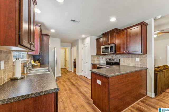 424 RIVER CREST DRIVE N, Helena, AL 35080