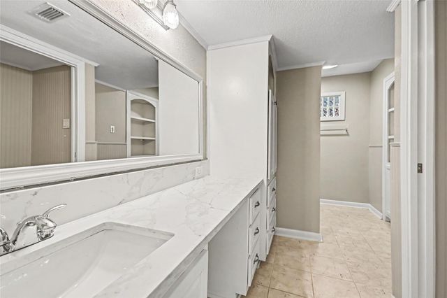 18222 Bal Harbour Drive, Houston, TX 77058