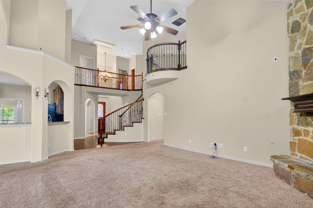 6132 Falls Lake Road, Fort Worth, TX 76179