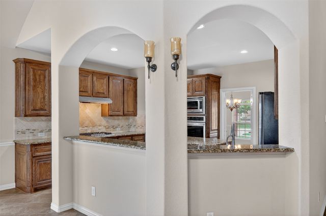 6132 Falls Lake Road, Fort Worth, TX 76179