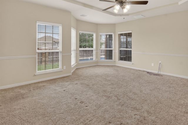 6132 Falls Lake Road, Fort Worth, TX 76179