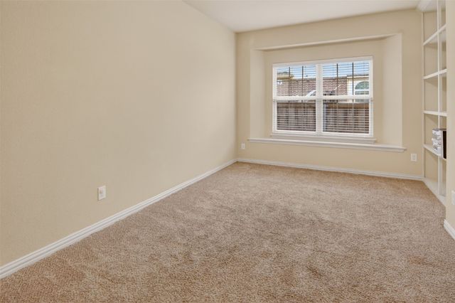 6132 Falls Lake Road, Fort Worth, TX 76179