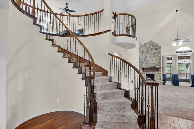 6132 Falls Lake Road, Fort Worth, TX 76179