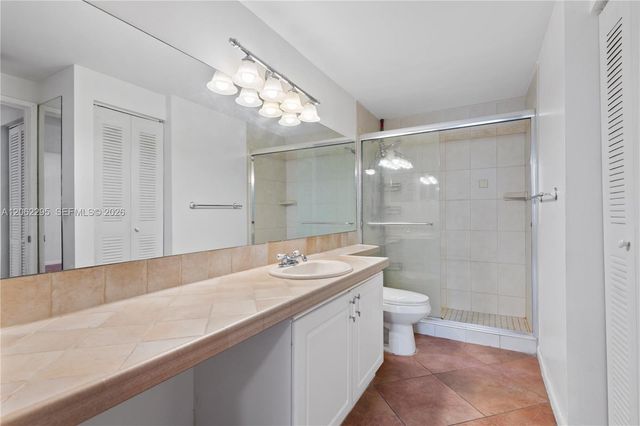 19701 E Country Club Drive 5105, Aventura, FL 33180