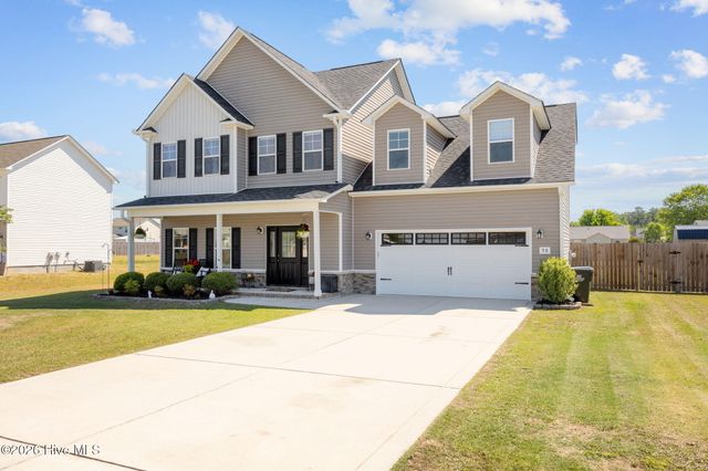 98 Folly Court, Linden, NC 28356