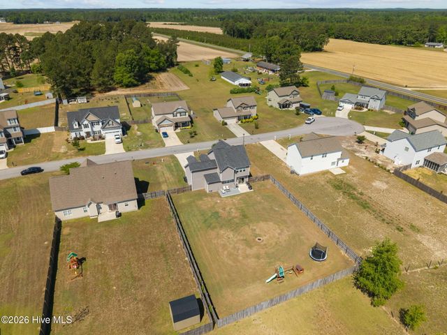 98 Folly Court, Linden, NC 28356