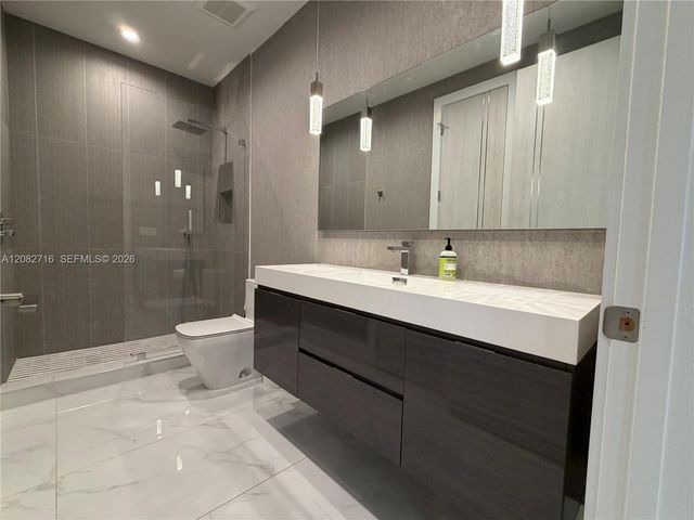 106 NE 16th Terrace 106, Fort Lauderdale, FL 33301
