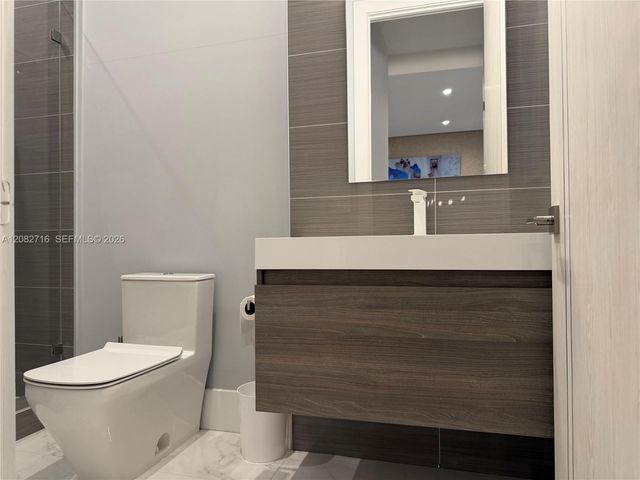 106 NE 16th Terrace 106, Fort Lauderdale, FL 33301