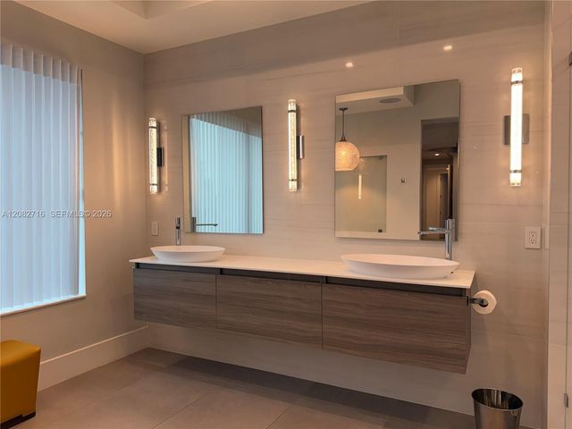 106 NE 16th Terrace 106, Fort Lauderdale, FL 33301