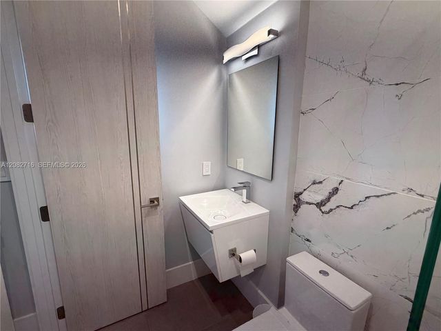 106 NE 16th Terrace 106, Fort Lauderdale, FL 33301