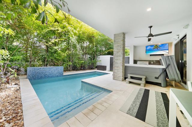 106 NE 16th Terrace 106, Fort Lauderdale, FL 33301