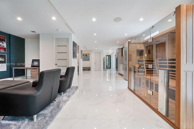 106 NE 16th Terrace 106, Fort Lauderdale, FL 33301
