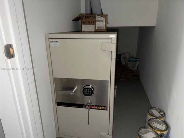 106 NE 16th Terrace 106, Fort Lauderdale, FL 33301