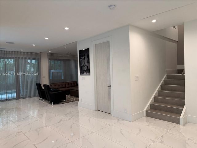 106 NE 16th Terrace 106, Fort Lauderdale, FL 33301