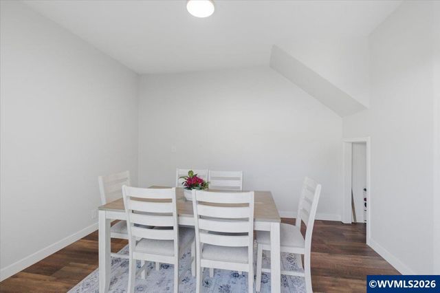 241 Kouns Dr NW, Albany, OR 97321